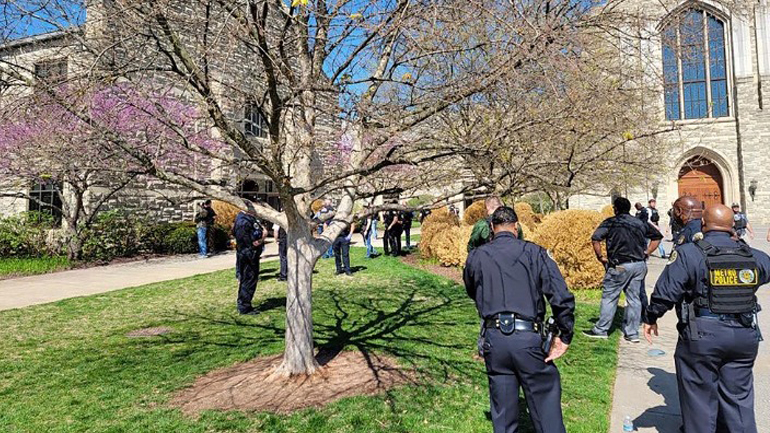 Επτά όπλα κατείχε νόμιμα η φόνισσα των έξι ανθρώπων στο σχολείο της Νάσβιλ