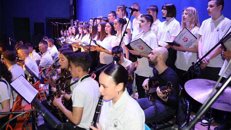 Καρδίτσα: Τα βραβεία του 38ου Φεστιβάλ Ερασιτεχνικού Θεάτρου