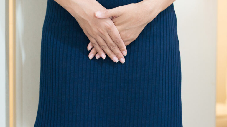 Ακράτεια ούρων στις γυναίκες: Τι την προκαλεί και πώς αντιμετωπίζεται