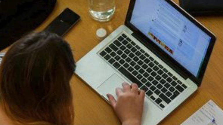 Ψηφιοποιούνται τα δημοτολόγια – Εκσυγχρονίζεται η λειτουργία των ληξιαρχείων