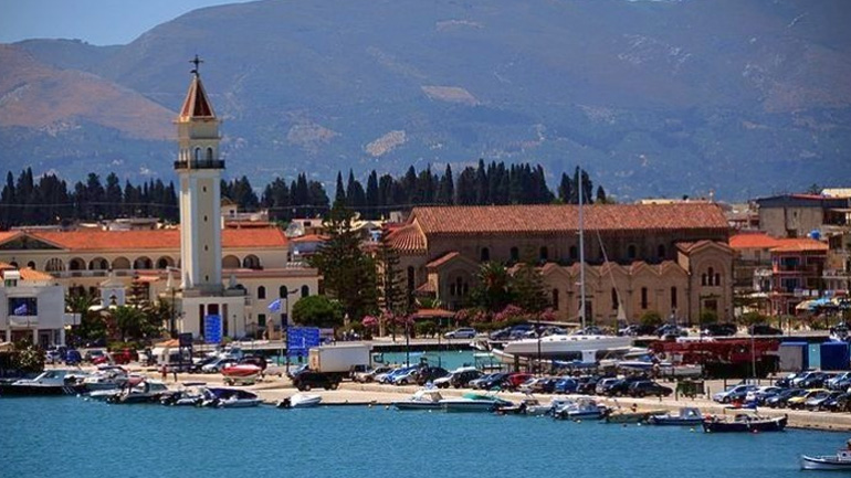 Ζάκυνθος: Ποδαρικό από την Αγγλία στη φετινή τουριστική σεζόν