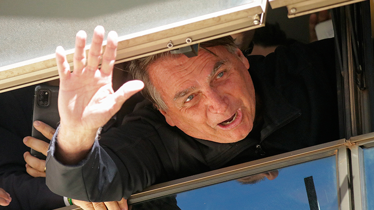 Ο πρώην πρόεδρος Μπολσονάρου επέστρεψε στη Βραζιλία