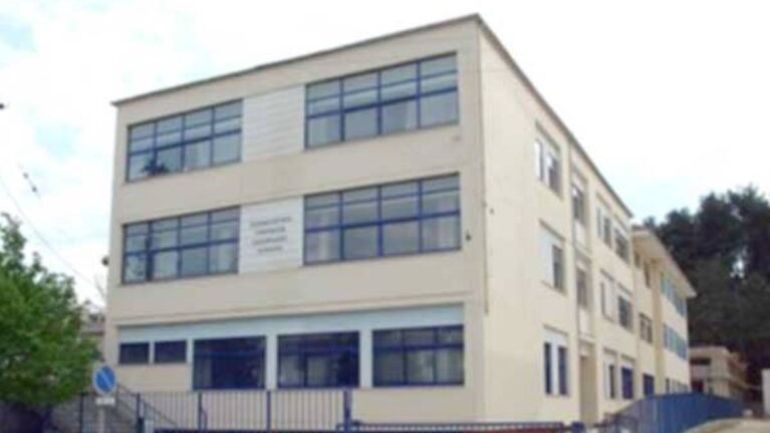 Τραυματισμός 15χρονου μαθητή από πτώση στο σχολείο του στα Ιωάννινα