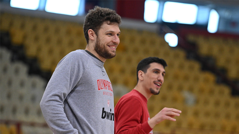 Βεζένκοφ: «Κάθε παιχνίδι με τον Παναθηναϊκό είναι ξεχωριστό»