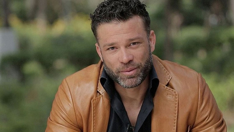 Κώστας Σόμμερ: Η selfie φωτογραφία με την 3,5 μηνών κόρη του