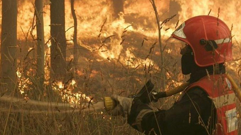 Περισσότερες από 100 πυρκαγιές καίνε δασικές εκτάσεις της Ισπανίας