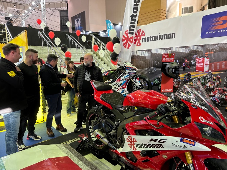 Η Yamaha R6 μας περιμένει για την "κόντρα"