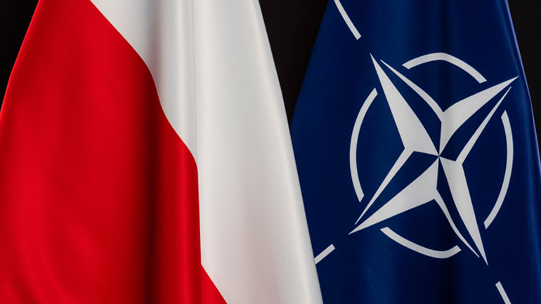 Η Πολωνία μελετά την ανάληψη ευρύτερου ρόλου στην πυρηνική αποτροπή του NATO