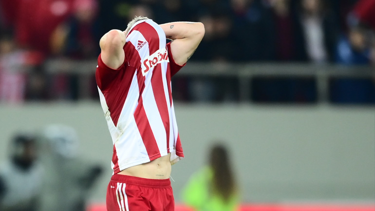 «Αυτοκτόνησε» ο Ολυμπιακός, ήρθε ισόπαλος 2-2 με τον Άρη αν και προηγήθηκε με 2-0!