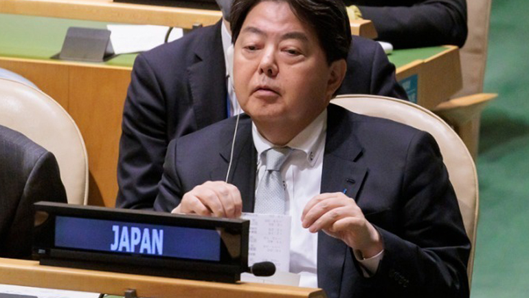 Ο Ιάπων ΥΠΕΞ συναντά τον Κινέζο ομόλογό του και ζητά την απελευθέρωση Ιάπωνα κρατούμενου στην Κίνα