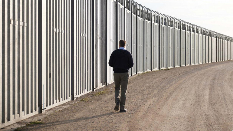 Κινείται η Ελλάδα προς τον «ορμπανισμό»;