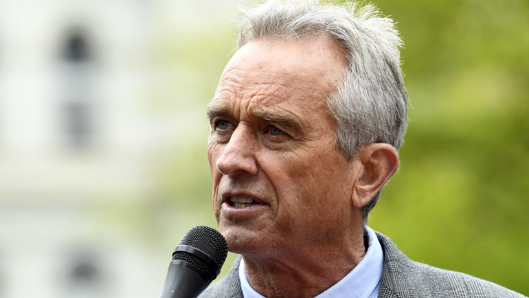 Υποψήφιος για την προεδρία των ΗΠΑ ο Ρόμπερτ Φ. Κένεντι Τζούνιορ