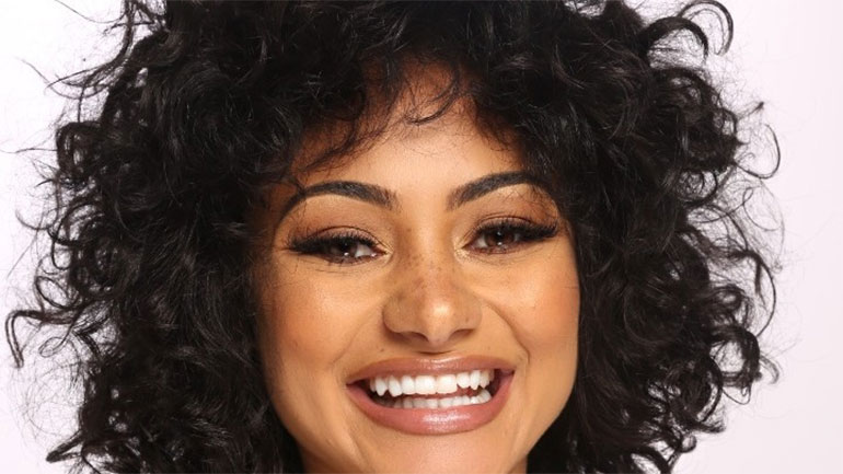 Ταμέρα Κίσεν: Πρωταγωνιστεί στην ταινία τρόμου «Fanged»