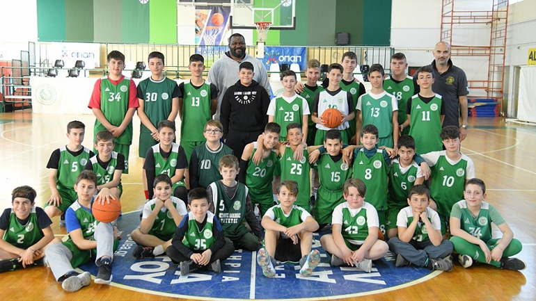 Ο ΟΠΑΠ γιορτάζει την Παγκόσμια Ημέρα Αθλητισμού με τα παιδιά και τον Σοφοκλή Σχορτσιανίτη