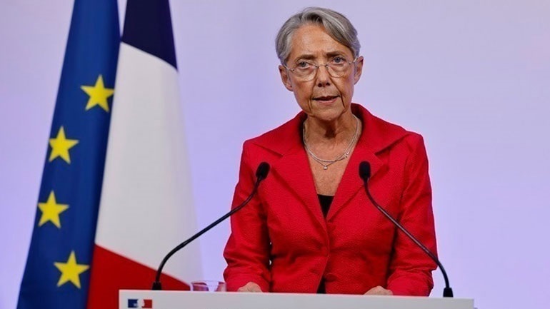 Ελιζ. Μπορν: Η Γαλλία χρειάζεται μια περίοδο επούλωσης