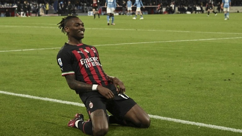 Ο Λεάο συμφώνησε και υπογράφει το νέο συμβόλαιο στη Μίλαν