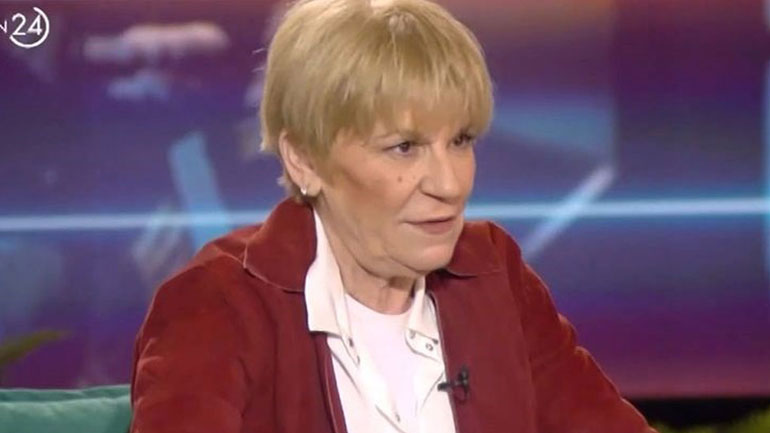 Η Χρύσα Ρώπα για την τραγωδία στα Τέμπη: «Φταίει αυτός ο χαζός που κοίταζε πονηρά να πάρει τη θέση και τον μισθουλάκο»