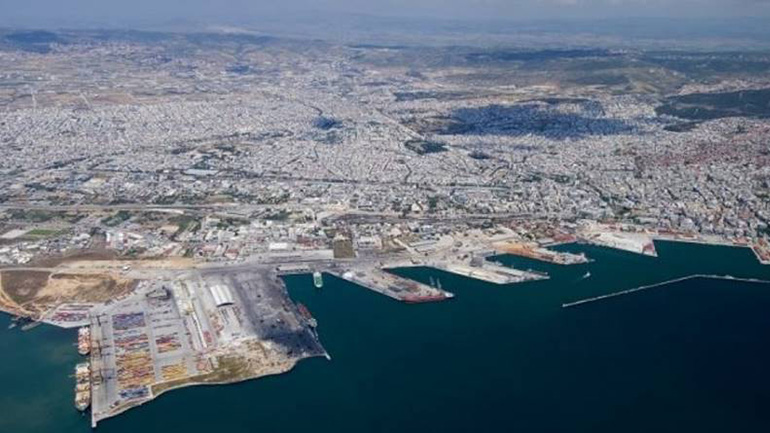 Θαλάσσια ρύπανση από υπερχείλιση δεξαμενής πετρελαίου στον λιμένα Θεσσαλονίκης