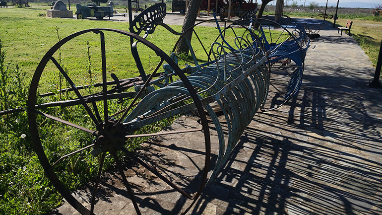 Εκθέματα αγροτικής ιστορίας από δωρεές κατοίκων στο λαογραφικό μουσείο Ιτέας