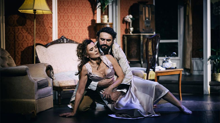 «Φιλουμένα Μαρτουράνο» με τη Μαρία Ναυπλιώτου και τον Μελέτη Ηλία για 2η χρονιά στο Θέατρο Δημήτρης Χορν