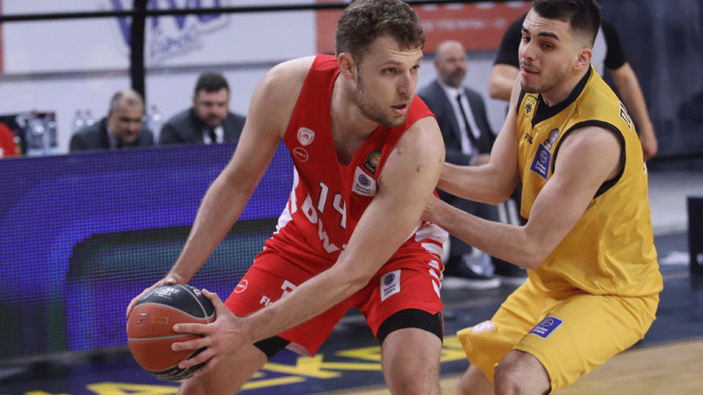 Basket League: Αήττητος στη regular season o Ολυμπιακός, 85-78 την ΑΕΚ