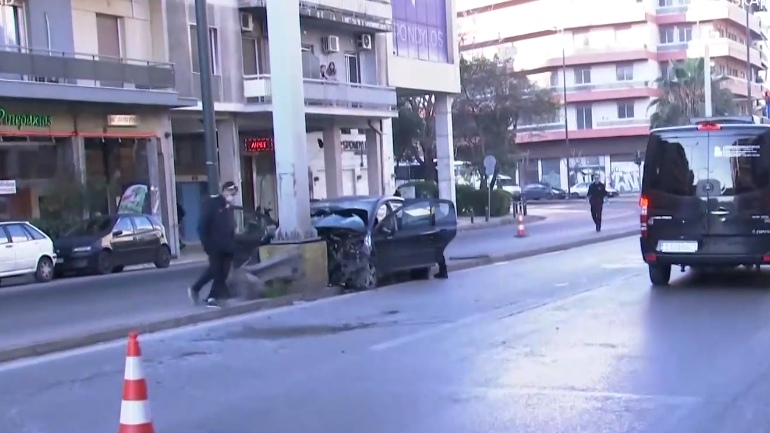 Ένας νεκρός και δύο τραυματίες απο το τροχαίο στη Μεσογείων