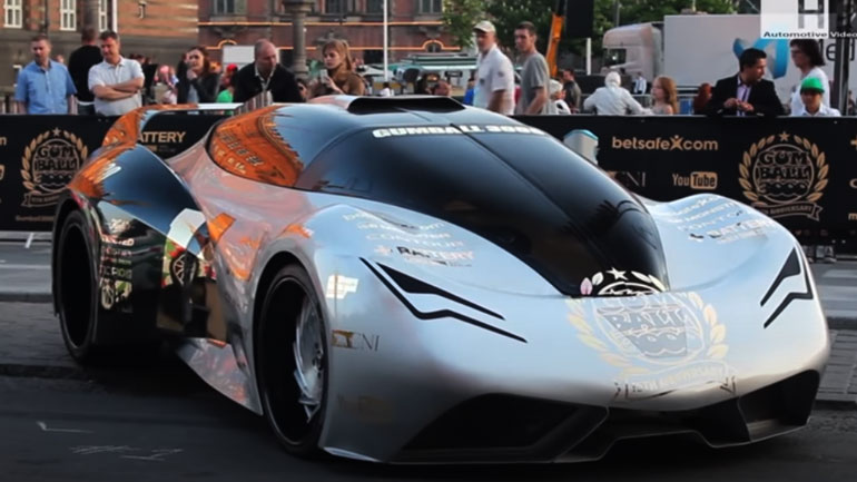 Πωλείται το one-of-a-kind InCENArator του διάσημου παλαιστή και ηθοποιού Jonh Cena