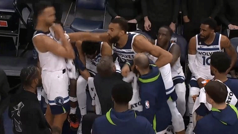 Χαμός στους Τίμπεργουλβς: Ο Γκομπέρ έριξε μπουνιά στο Άντερσον!