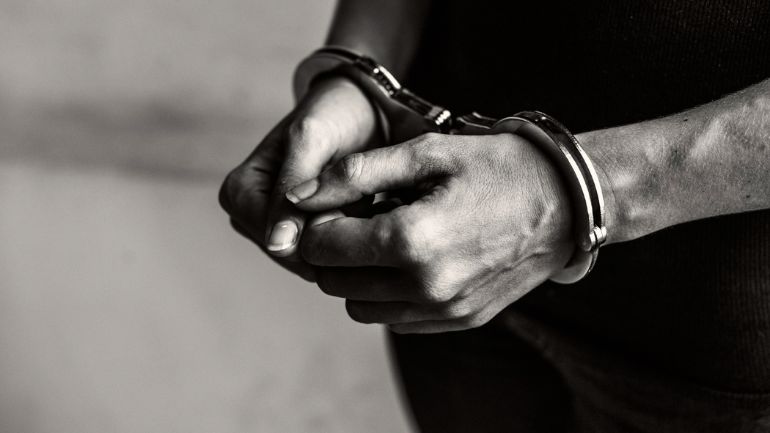 Συνελήφθη 25χρονος για διακίνηση ναρκωτικών – Κατασχέθηκαν 100.000 ευρώ από τραπεζική θυρίδα