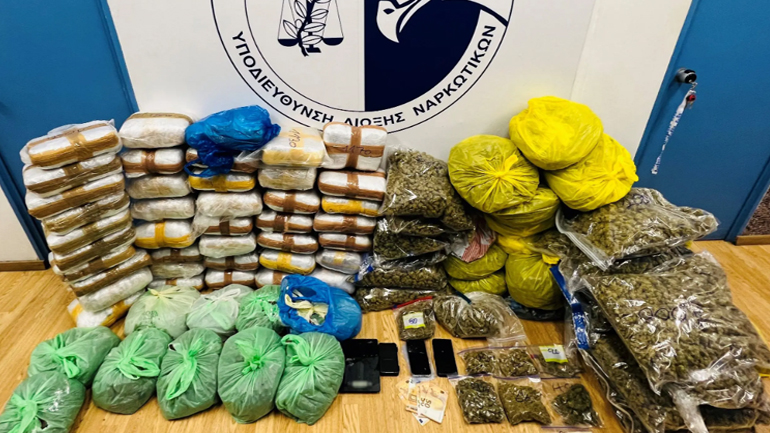 Συνελήφθησαν δύο άνδρες για κατοχή και διακίνηση κάνναβης στην ευρύτερη περιοχή της Αττικής Συνελήφθησαν δύο άνδρες για κατοχή και διακίνηση κάνναβης στην ευρύτερη περιοχή της Αττικής