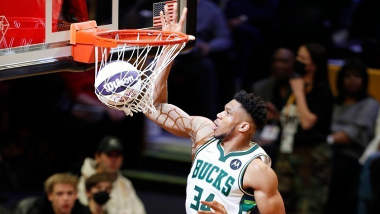 Γ. Αντετοκούνμπο: «Το 2020 σκέφτηκα να σταματήσω το μπάσκετ»