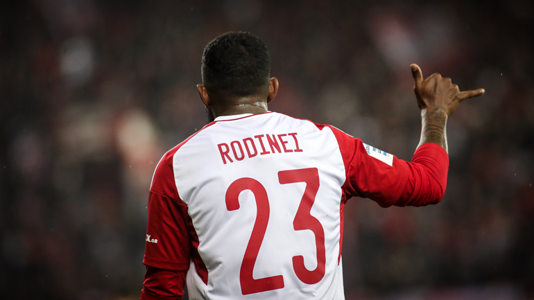 Ολυμπιακός: Ξαφνικό πρόβλημα με Ροντινέι ενόψει ΑΕΚ Ολυμπιακός: Ξαφνικό πρόβλημα με Ροντινέι ενόψει ΑΕΚ