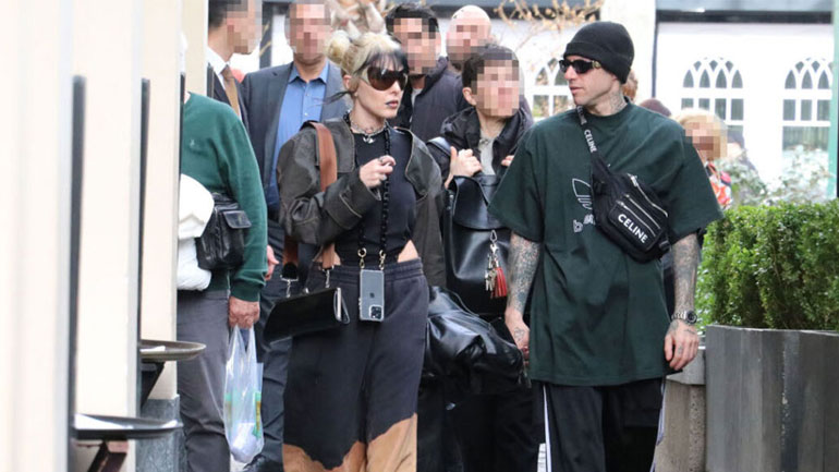 Τάμτα – Πάρις Κασιδόκωστας: Η grunge εμφάνιση του ζευγαριού στο κέντρο της Αθήνας