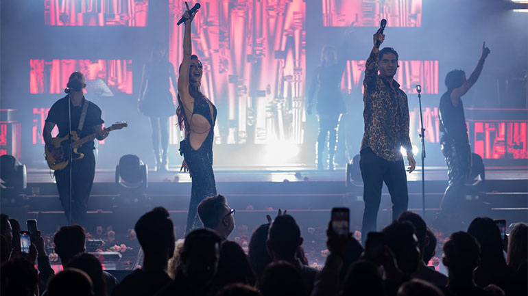 Μέλισσες – Δέσποινα Βανδή: Το πάρτι συνεχίζεται!