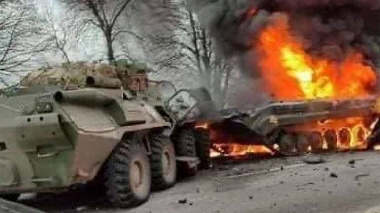 Η Μόσχα αναφέρει ότι απέκλεισε τις ουκρανικές δυνάμεις στο Μπαχμούτ, τη διαψεύδει το Κίεβο