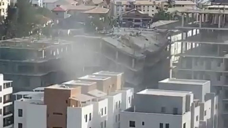 Εργάτες εγκλωβίστηκαν στα ερείπια υπό ανέγερση κτιρίου στη Νιγηρία