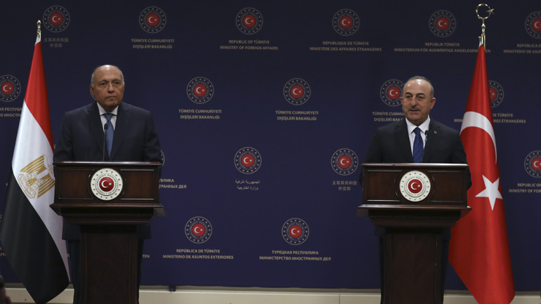 Το Κάιρο ζητά από την Τουρκία να αποσύρει τον στρατό της από τη Συρία