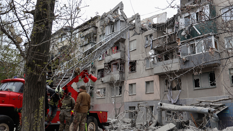 Ουκρανία: Οκτώ νεκροί και 21 τραυματίες από ρωσικό πλήγμα στην πόλη Σλοβιάνσκ