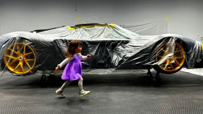 «Εμφανίστηκε» το ελληνικό υπεραυτοκίνητο Chaos σε νέα φωτογραφία 