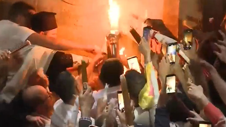 Στις 19:30 το απόγευμα το Άγιο Φως στην Αθήνα