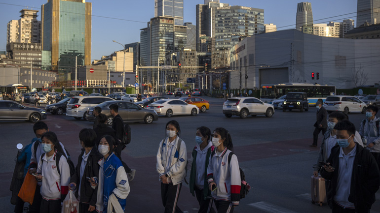 Κίνα: «Τέλος εποχής» καθώς το μετρό του Πεκίνου ήρε την υποχρεωτική χρήση μάσκας