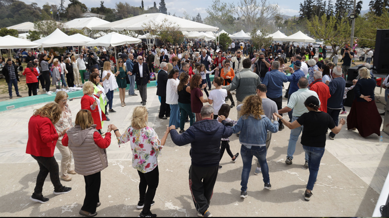 Με τη συμμετοχή πάνω από 5.000 πολιτών η μεγάλη γιορτή για το Πάσχα στο Μητροπολιτικό Πάρκο «Αντώνης Τρίτσης»