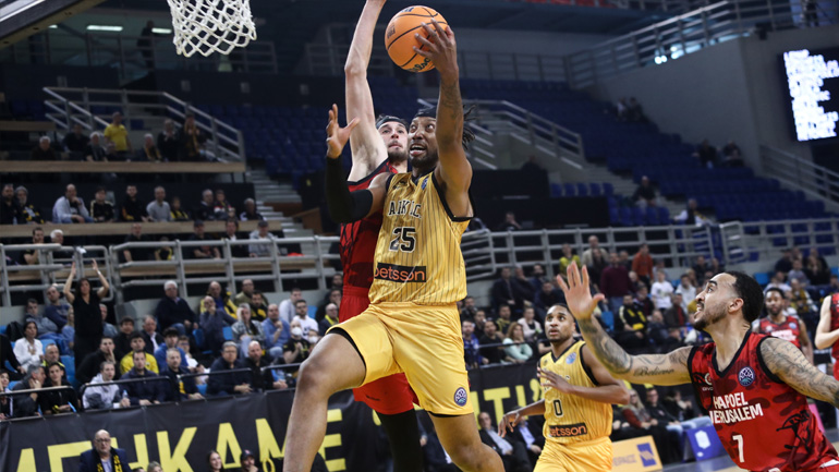 ΑΕΚ: «Οι οπαδοί της Χάποελ δεν τήρησαν τα μέτρα τάξης – Απειλούν με μηνύματα τον Μίτσελ!»