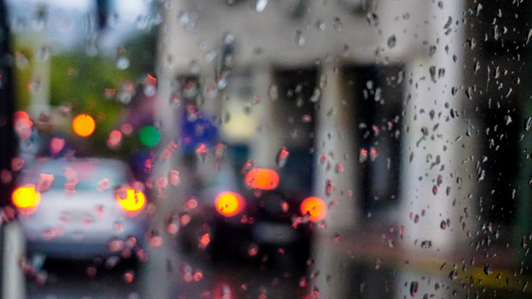 Καιρός: Επιστροφή των εκδρομέων με βροχές και καταιγίδες