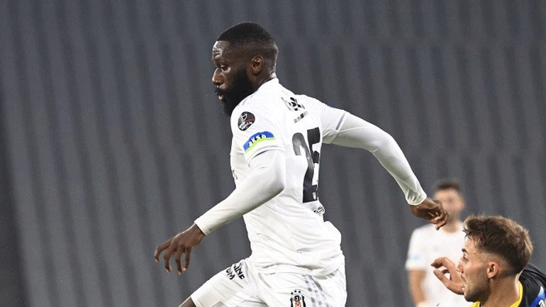 Τουρκία: «Μόνιμος» ο Μαζουακού στην Μπεσίκτας