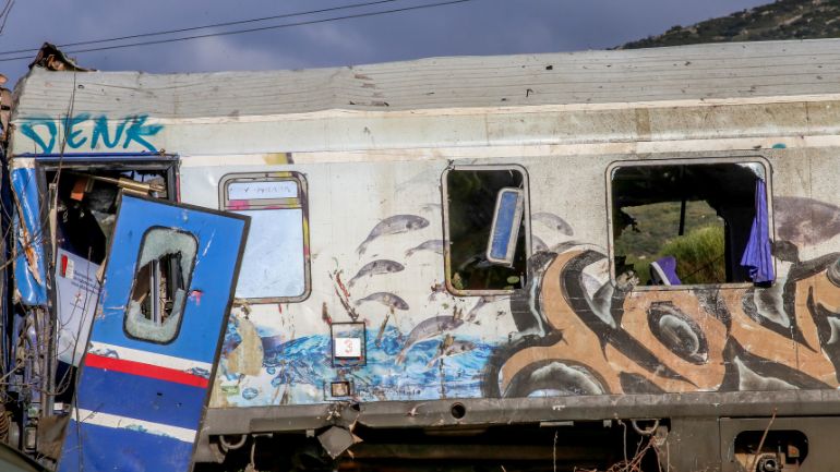 Αποστολίδης για Τέμπη: Προσβλητικό «φιλοδώρημα» οι αποζημιώσεις στις οικογένειες των θυμάτων