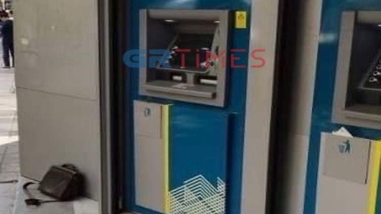 Θεσσαλονίκη: Συναγερμός για ύποπτη τσάντα έξω από τράπεζα