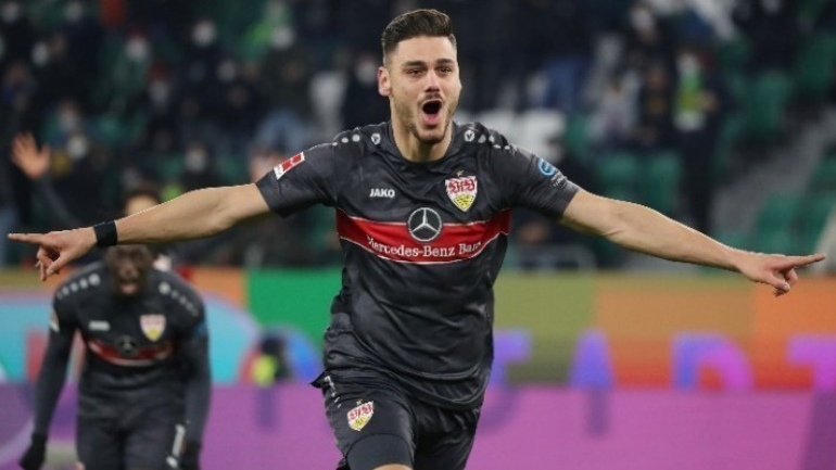 H Αϊντραχτ ετοιμάζει πρόταση  για τον Μαυροπάνο