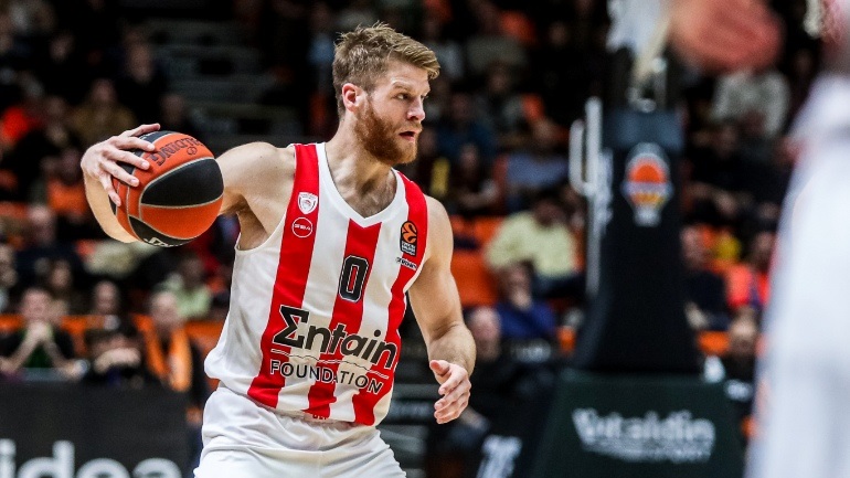 ΚΑΕ Ολυμπιακός για ελληνοποίηση Ουόκαπ: «Ικανοποιημένοι που θα βοηθήσει την εθνική στην επίτευξη των υψηλών στόχων της»