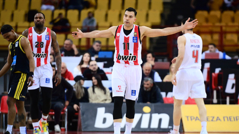 Εύκολη πρεμιέρα για τον Ολυμπιακό στα πλέι οφ, 97-73 τον Άρη